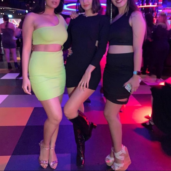 Zara mini dress with side openings - Picture 2 of 6